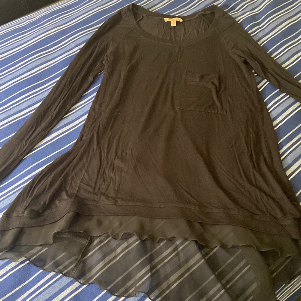 Black long sleeve super lightweight flowing too